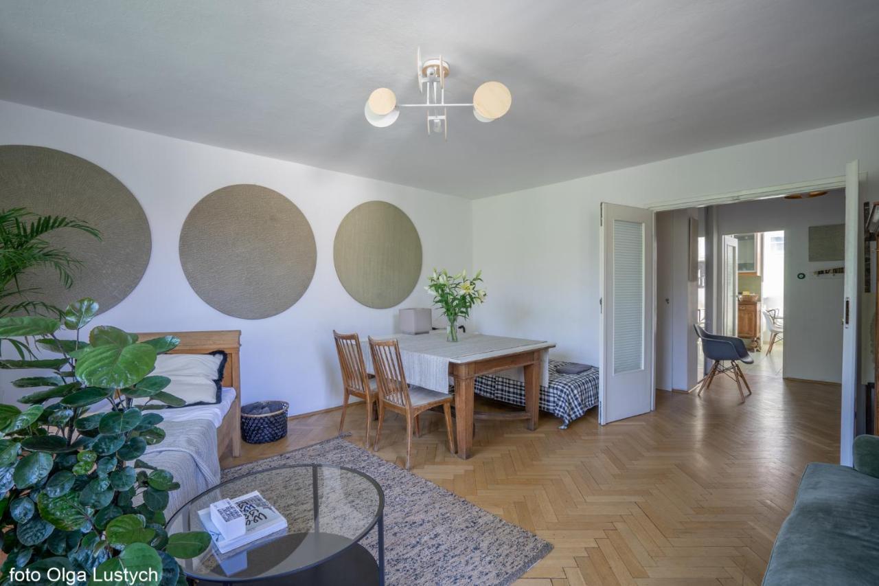 ורשה Opera Art Apartment Vintage Slow מראה חיצוני תמונה